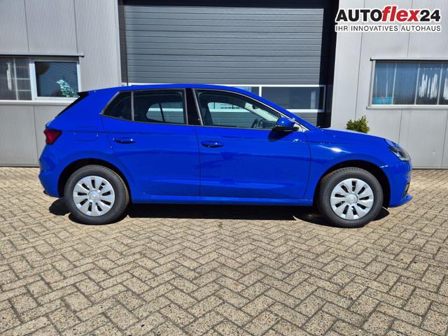 Skoda Fabia 1.0 TSI 95PS Selection 5-t&uuml;rig R&uuml;ckf.Kamera Parksensoren Sitzheizung Multifunktionslenkrad Klima Skoda-Radio Bluetooth Touchscreen Tempomat Nebelsch. Apple CarPlay + Android Auto 