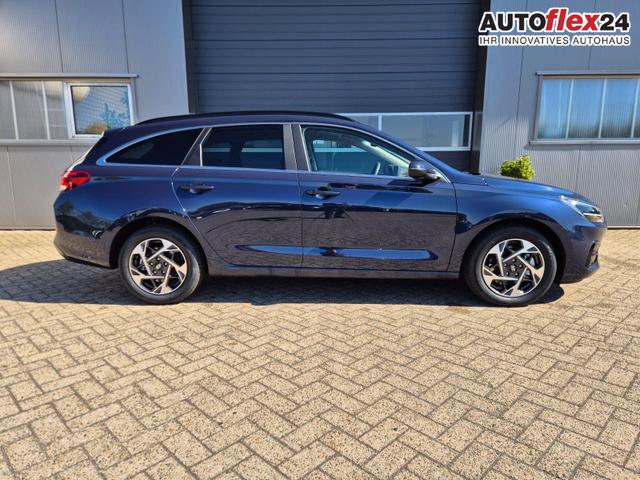 Hyundai i30 Kombi 1.5 T-GDI 150PS Automatik Trend Sitzheizung Lenkradheizung Klimaautomatik PDC v+h R&uuml;ckf.Kamera Navi Apple CarPlay + Android Auto 16"LM 