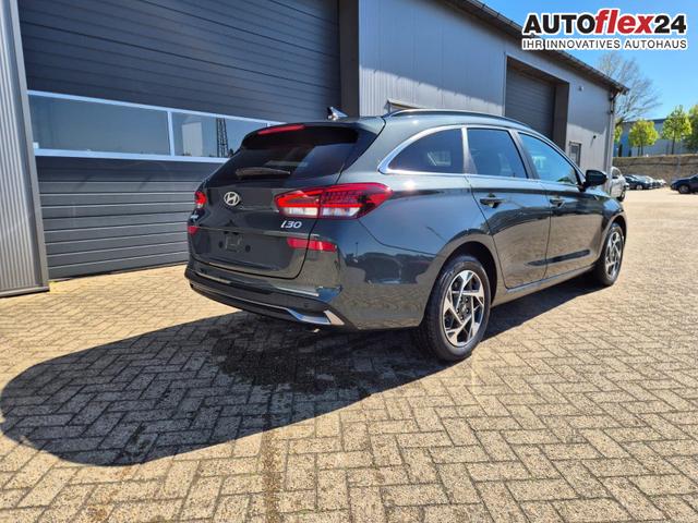 Hyundai i30 Kombi 1.5 T-GDI 150PS Automatik Trend Sitzheizung Lenkradheizung Klimaautomatik PDC v+h R&uuml;ckf.Kamera Navi Apple CarPlay + Android Auto 16"LM 