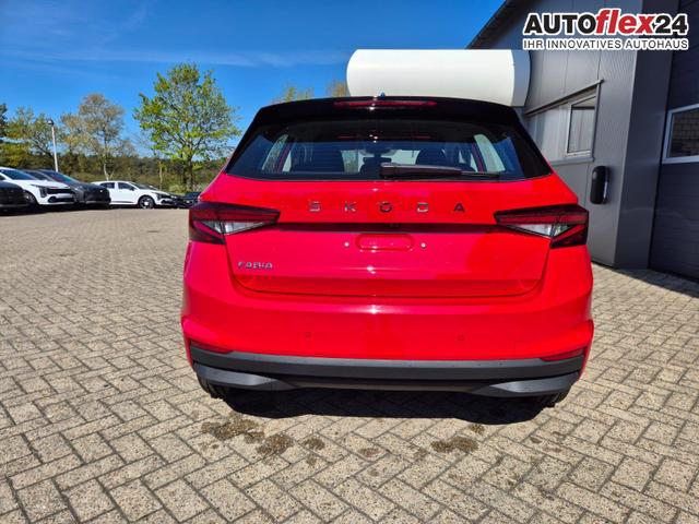 Skoda Fabia 1.0 TSI 95PS Selection 5-t&uuml;rig R&uuml;ckf.Kamera Parksensoren Sitzheizung Multifunktionslenkrad Klima Skoda-Radio Bluetooth Touchscreen Tempomat Nebelsch. Apple CarPlay + Android Auto 