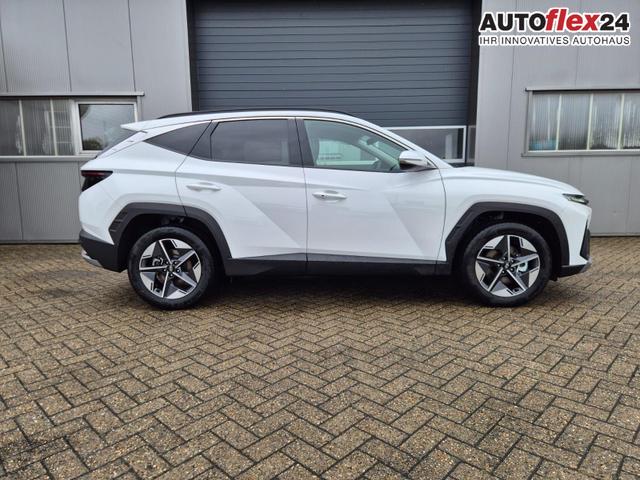 Hyundai TUCSON Trend 1.6 T-GDI 150PS Automatik TZ 2026 Teil-Leder Sitzheizung v+h Lenkradheizung Klimaautomatik Navi Touchscreen DAB+ Apple CarPlay + Android Auto PDC R&uuml;ckf.-Kamera Matrix-LED-Scheinw. 