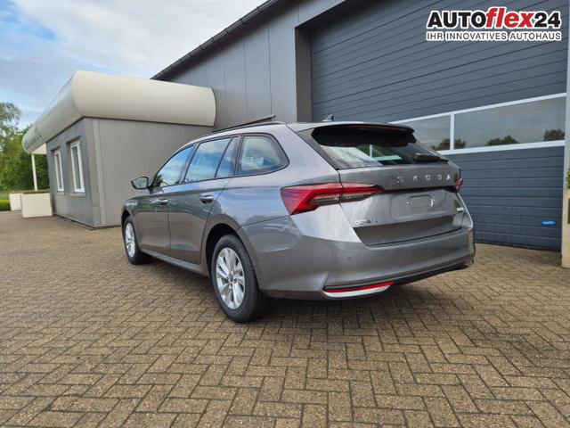 Skoda Octavia Combi 1.5 TSI 150PS m-HEV DSG Selection AHK Klimaautomatik ACC PDC v+h R&uuml;ckf.Kamera Sitzheizung TWA Apple CarPlay Android Auto 16"LM 