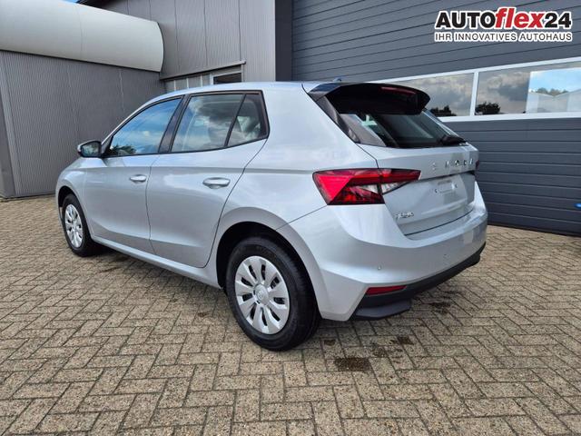Skoda Fabia 1.0 TSI 115PS DSG Selection 5-t&uuml;rig R&uuml;ckf.Kamera Parksensoren Sitzheizung Multifunktionslenkrad Klima Skoda-Radio Bluetooth Touchscreen Tempomat Nebelsch. Apple CarPlay + Android Auto 