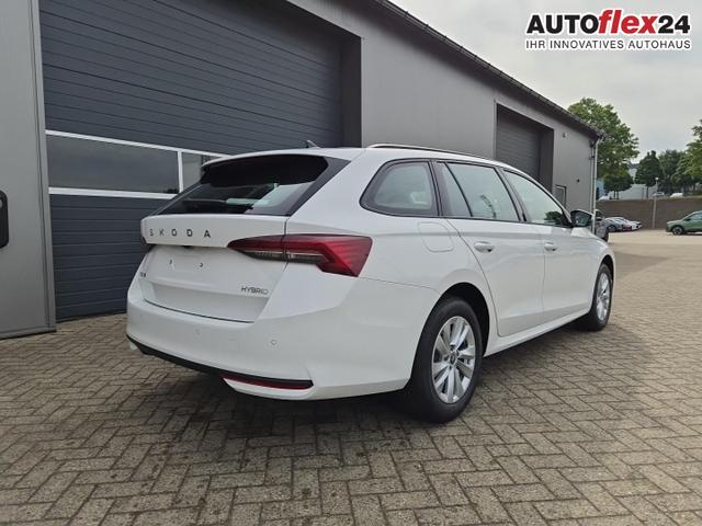 Skoda Octavia Combi 1.5 TSI 150PS m-HEV DSG Selection AHK Klimaautomatik ACC PDC v+h R&uuml;ckf.Kamera Sitzheizung TWA Apple CarPlay Android Auto 16"LM 