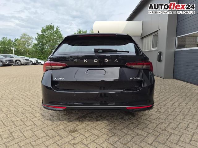 Vorlauffahrzeuge Skoda Octavia Combi - 1.5 TSI 150PS m-HEV DSG Selection AHK Klimaautomatik ACC PDC v h R&uuml;ckf.Kamera Sitzheizung TWA Apple CarPlay Android Auto 16"LM