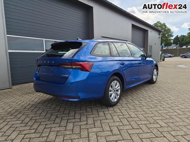 Skoda Octavia Combi 1.5 TSI 150PS m-HEV DSG Selection AHK Klimaautomatik ACC PDC v+h R&uuml;ckf.Kamera Sitzheizung TWA Apple CarPlay Android Auto 16"LM 