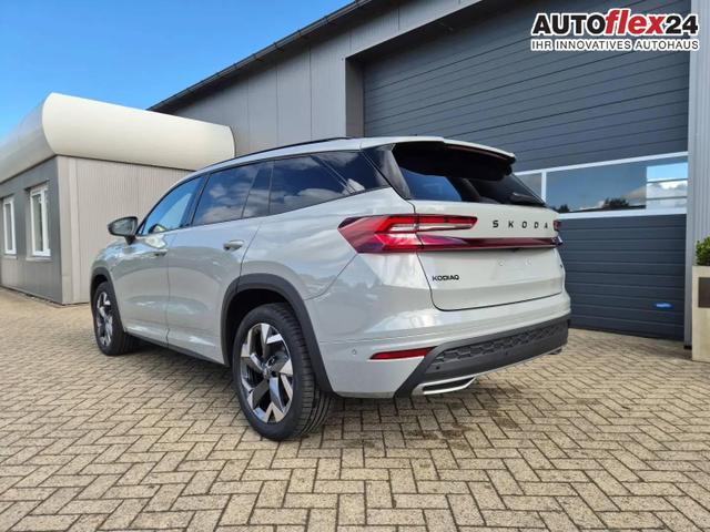 Vorlauffahrzeuge Skoda Kodiaq - Sportline 1.5 TSI 204PS PHEV DSG schwenkb. AHK elektr. PanoDach HUD Alcantara PDC v h 360&deg;Kamera CANTON Sound Klimaautomatik Sitzheizung Lenkradheizung Navi Apple CarPlay Android Auto 2xKeyless 19"LM vollelektr. Reichweite 116KM