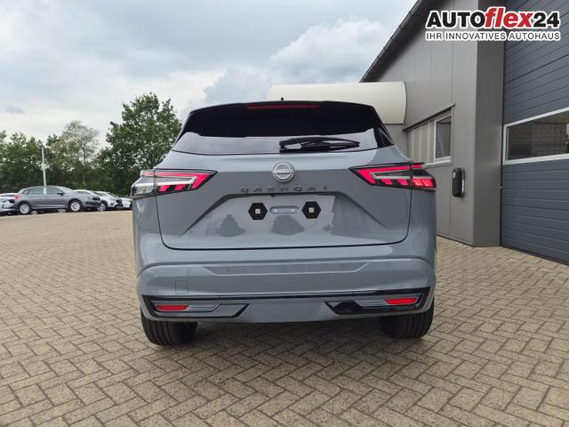 Nissan Qashqai 1.3 DIG-T MHEV 158 PS X-Tronic N-Design Head-Up Display Teil-Leder Klimaautomatik Sitzheizung Lenkradheizung Navi elektr. Heckklappe ACC PDC v+h 360&deg;Kamera DAB Bluetooth Touchscreen Apple CarPlay Android Auto 19"Zoll 