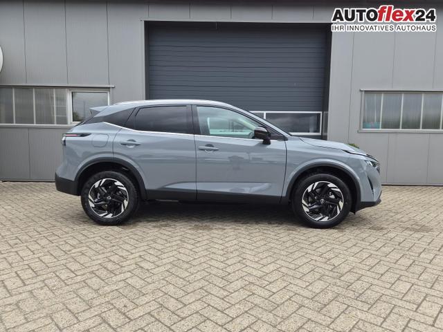 Nissan Qashqai 1.3 DIG-T MHEV 158 PS X-Tronic N-Connecta Teil-Leder PanoGlasdach Klimaautomatik Sitzheizung Lenkradheizung Navi ACC PDC v+h 360&deg;Kamera DAB Bluetooth Touchscreen Apple CarPlay Android Auto 18"LM 