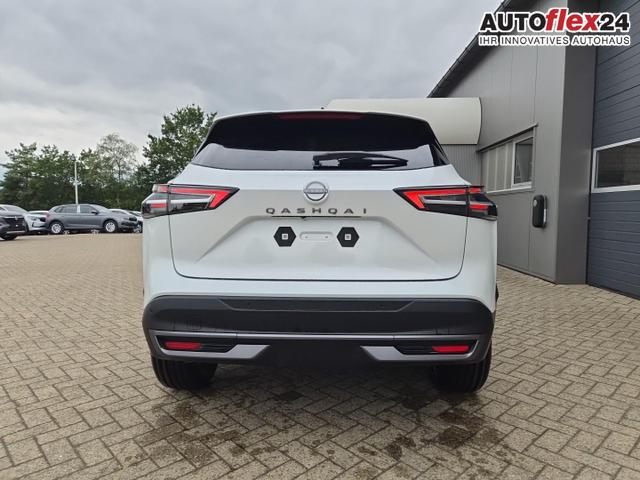 Vorlauffahrzeuge Nissan Qashqai - 1.3 DIG-T MHEV 158 PS X-Tronic N-Connecta Teil-Leder PanoGlasdach Klimaautomatik Sitzheizung Lenkradheizung Navi ACC PDC v h 360&deg;Kamera DAB Bluetooth Touchscreen Apple CarPlay Android Auto 18"LM