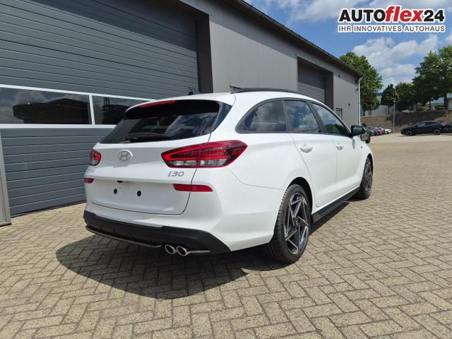 Hyundai i30 Kombi 1.6 T-GDI 150PS Automatik N-Line Sitzheizung Lenkradheizung Klimaautomatik Navi 10,3"-Touchscreen Bluelink Apple CarPlay + Android Auto PDC v+h R&uuml;ckf.Kamera 18-LM 