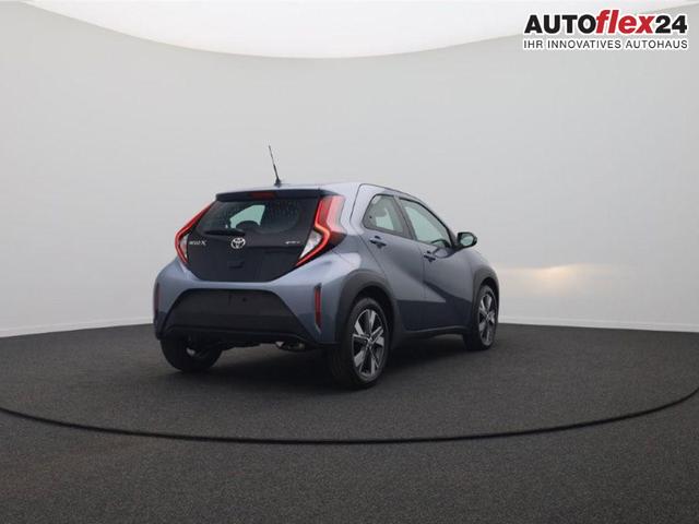 Vorlauffahrzeuge Toyota Aygo X - Pure 1.5 Hybrid 116PS Automatik Sitzheizung Klimaautomatik R&uuml;ckf.Kamera AbstandsTempomat Nebelscheinw. Multifunktionslenkrad Bluetooth Touchscreen Apple CarPlay   Android Auto 2xKeyless