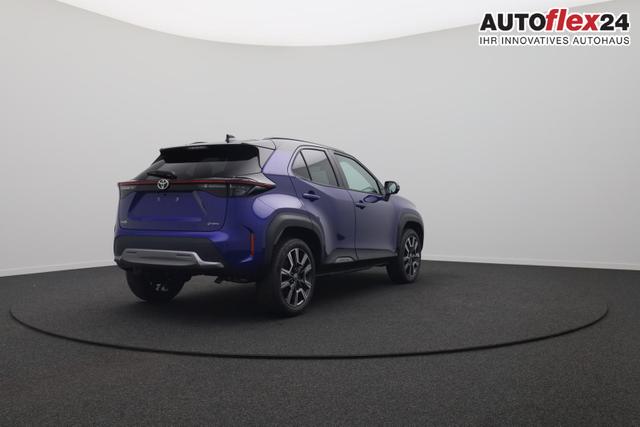 Toyota Yaris Cross 1.5-l 130PS HEV Automatik Style Matrix-LED elektr. Heckklappe Sitzheizung Lenkradheizung Klimaautomatik Navi Bluetooth wireless Apple CarPlay + Android Auto ACC PDC v+h R&uuml;ckf.Kamera 18"LM 