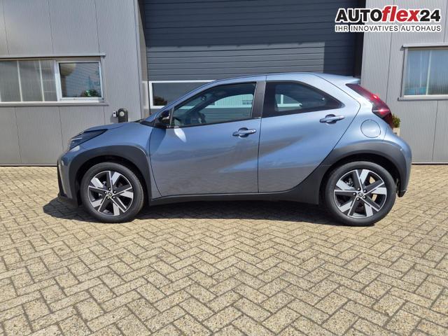 Vorlauffahrzeuge Toyota Aygo X - Pure 1.5 Hybrid 116PS Automatik Sitzheizung Klimaautomatik R&uuml;ckf.Kamera AbstandsTempomat Nebelscheinw. Multifunktionslenkrad Bluetooth Touchscreen Apple CarPlay   Android Auto 2xKeyless