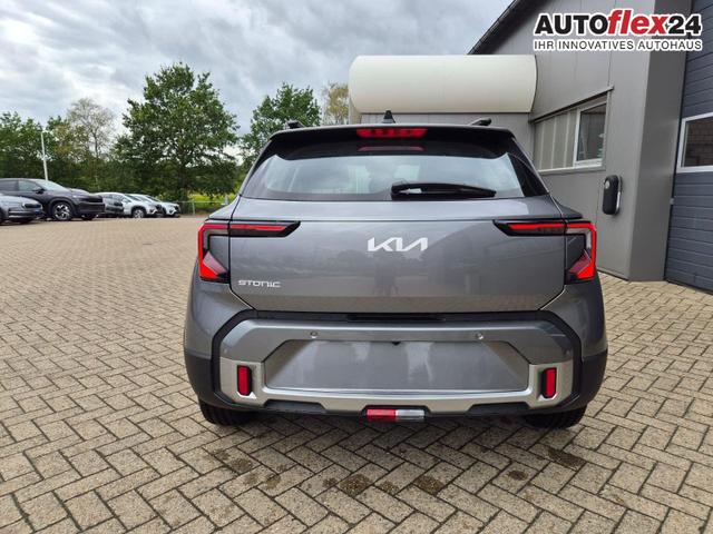 Kia Stonic 1.0 T-GDI MHEV 115PS NEUES MODELL Sitzheizung Lenkradheizung PDC v+h R&uuml;ckf.Kamera Klima Bluetooth Touchscreen Apple CarPlay Android Auto Tempomat 16"LM 
