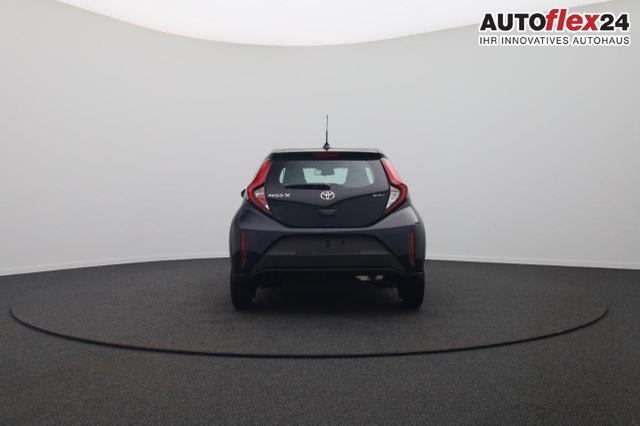 Toyota Aygo X Pure 1.5 Hybrid 116PS Automatik Sitzheizung Klimaautomatik R&uuml;ckf.Kamera AbstandsTempomat Nebelscheinw. Multifunktionslenkrad Bluetooth Touchscreen Apple CarPlay + Android Auto 2xKeyless 