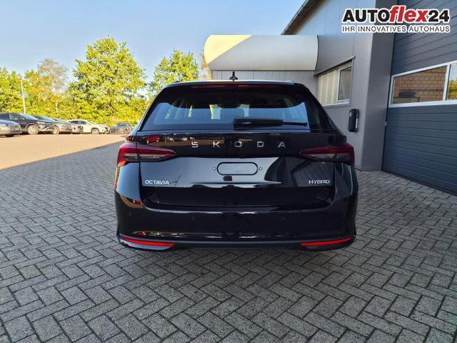 Skoda Octavia Combi 1.5 TSI 150PS m-HEV DSG Selection AHK Klimaautomatik PDC v+h R&uuml;ckf.Kamera Sitzheizung Apple CarPlay Android Auto 16"LM 