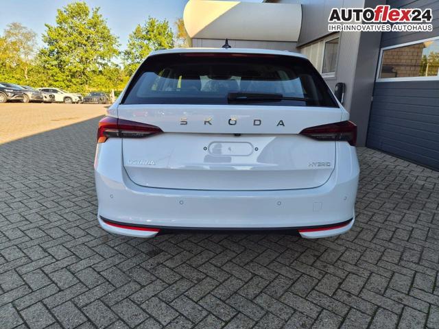 Skoda Octavia Combi 1.5 TSI 150PS m-HEV DSG Selection AHK Klimaautomatik PDC v+h R&uuml;ckf.Kamera Sitzheizung Apple CarPlay Android Auto 16"LM 
