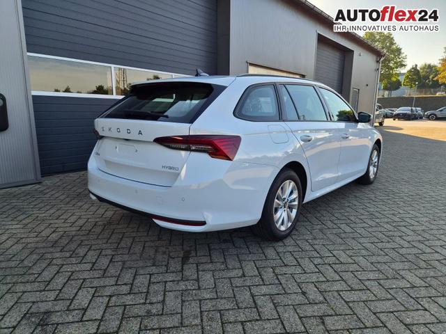 Skoda Octavia Combi 1.5 TSI 150PS m-HEV DSG Selection AHK Klimaautomatik PDC v+h R&uuml;ckf.Kamera Sitzheizung Apple CarPlay Android Auto 16"LM 