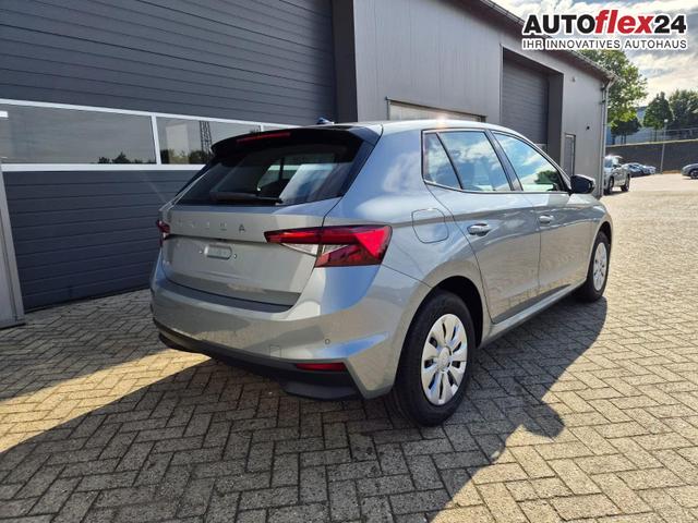 Skoda Fabia 1.0 TSI 95PS Selection 5-t&uuml;rig R&uuml;ckf.Kamera Parksensoren Sitzheizung Multifunktionslenkrad Klima Skoda-Radio Bluetooth Touchscreen Speedlimiter Nebelsch. Apple CarPlay + Android Auto 