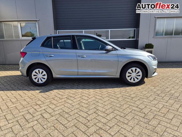 Skoda Fabia 1.0 TSI 95PS Selection 5-t&uuml;rig R&uuml;ckf.Kamera Parksensoren Sitzheizung Multifunktionslenkrad Klima Skoda-Radio Bluetooth Touchscreen Speedlimiter Nebelsch. Apple CarPlay + Android Auto 