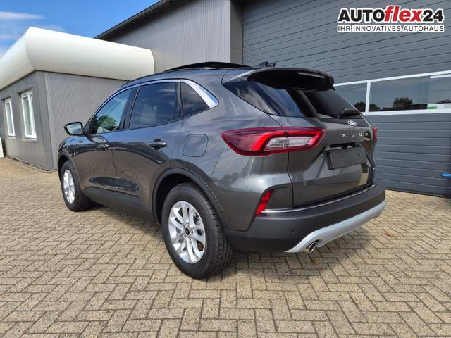 Ford Kuga Titanium 243PS PHEV Automatik elektr. PanoDach Sitzheizung v+h Lenkradheizung Frontscheibe beheizb. Klimaautomatik Navi SYNC4 Apple CarPlay Android Auto Touchscreen PDC 4xKamera 2xKeyless 17"LM vollelektr. Reichweite 66KM 