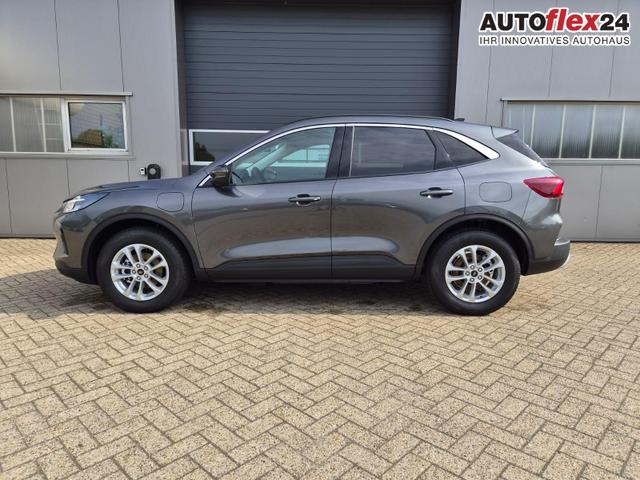 Vorlauffahrzeuge Ford Kuga - Titanium 243PS PHEV Automatik schwenkb. AHK Sitzheizung v h Lenkradheizung Frontscheibe beheizb. Klimaautomatik Navi SYNC4 Apple CarPlay Android Auto Touchscreen PDC 4xKamera 2xKeyless 17"LM vollelektr. Reichweite 66KM