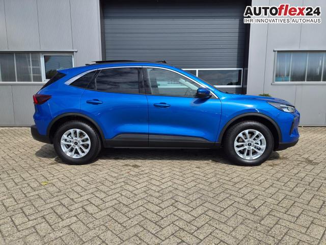 Ford Kuga Titanium 243PS PHEV Automatik elektr. PanoDach Sitzheizung v+h Lenkradheizung Frontscheibe beheizb. Klimaautomatik Navi SYNC4 Apple CarPlay Android Auto Touchscreen PDC 4xKamera 2xKeyless 17"LM vollelektr. Reichweite 66KM 