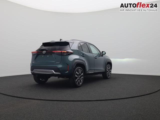 Toyota Yaris Cross 1.5-l 130PS HEV Automatik Style Matrix-LED 4xKamera elektr. Heckklappe Sitzheizung Lenkradheizung Klimaautomatik Navi Bluetooth wireless Apple CarPlay + Android Auto ACC PDC v+h 18"LM 