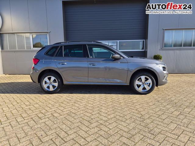 Skoda Kamiq 1.5 TSI 150PS DSG Selection AHK Klimaautomatik Sitzheizung R&uuml;ckf.Kamera PDC Apple CarPlay + Android Auto Tempomat Garantieverl&auml;ngerung 16"LM 