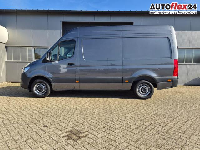 Vorlauffahrzeuge Mercedes-Benz Sprinter - 317 Pro L2H2 2.0 CDi 170PS Automatik 3,5t 3-Sitzer Klimaautomatik Bluetooth DAB Apple CarPlay Android Auto PDC v h R&uuml;ckf.Kamera Tempomat Ganzj.Reifen