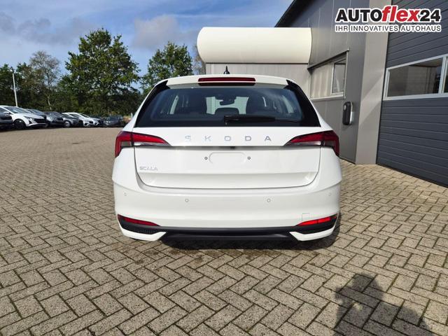 Skoda Scala 1.0 TSI 115PS Selection AHK schwenkb. Klimaautomatik Sitzheizung PDC R&uuml;ckf.Kamera Apple CarPlay Android Auto 