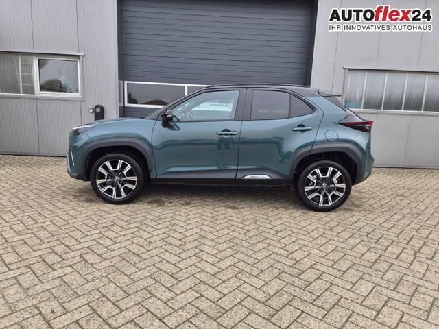 Vorlauffahrzeuge Toyota Yaris - Cross 1.5-l 130PS HEV Automatik Style Matrix-LED 4xKamera elektr. Heckklappe Sitzheizung Lenkradheizung Klimaautomatik Navi Bluetooth wireless Apple CarPlay   Android Auto ACC PDC v h 18"LM