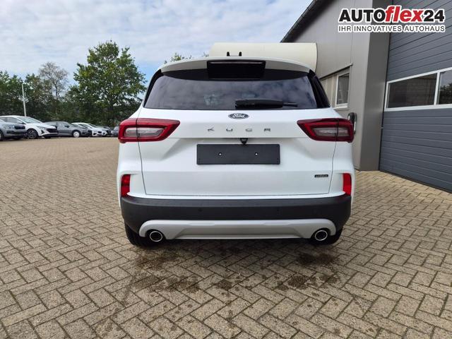 Ford Kuga Titanium 243PS PHEV Automatik elektr. PanoDach Sitzheizung v+h Lenkradheizung Frontscheibe beheizb. Klimaautomatik Navi SYNC4 Apple CarPlay Android Auto Touchscreen PDC 4xKamera 2xKeyless 17"LM vollelektr. Reichweite 66KM 