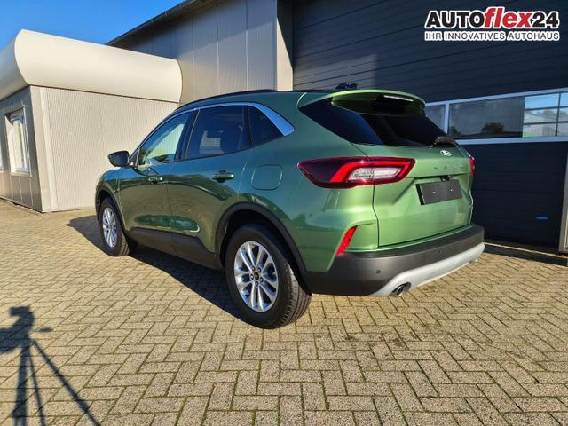 Ford Kuga Titanium 243PS PHEV Automatik elektr. PanoDach Sitzheizung v+h Lenkradheizung Frontscheibe beheizb. Klimaautomatik Navi SYNC4 Apple CarPlay Android Auto Touchscreen PDC 4xKamera 2xKeyless 17"LM vollelektr. Reichweite 66KM 