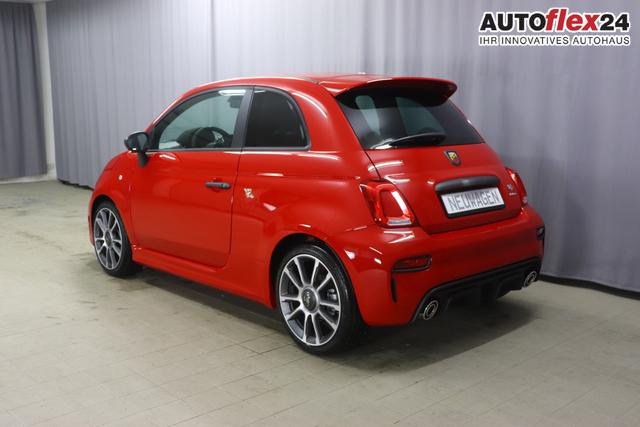 595 & 695 MY23 595 1.4 T-Jet 121 kW (165 PS) MT 111 - Passione Rot 557 - Integral-Sportsitze Leder Schwarz "3L3 Komfort-Paket: Bi-Xenon Scheinwerfer, Beats® Audio Soundsystem 3L4 Tech-Paket 5CJ Passione Rot 9SV, Gutschrift Mopar BMC Sportluftfilter und Tankdeckel aus Aluminium A67 Linea Turismo"