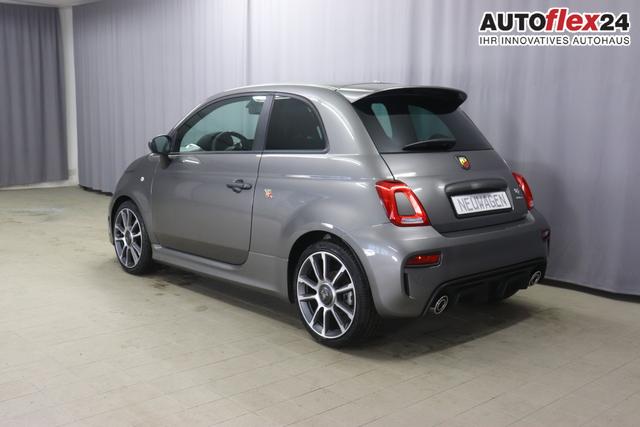 595 & 695 MY23 595 1.4 T-Jet 121 kW (165 PS) MT 695 - Record Grau 557 - Integral-Sportsitze Leder Schwarz "3L3 Komfort-Paket: Bi-Xenon Scheinwerfer, Beats® Audio Soundsystem 3L4 Tech-Paket 5DP Record Grau 9SV, Gutschrift Mopar BMC Sportluftfilter und Tankdeckel aus Aluminium A67 Linea Turismo"