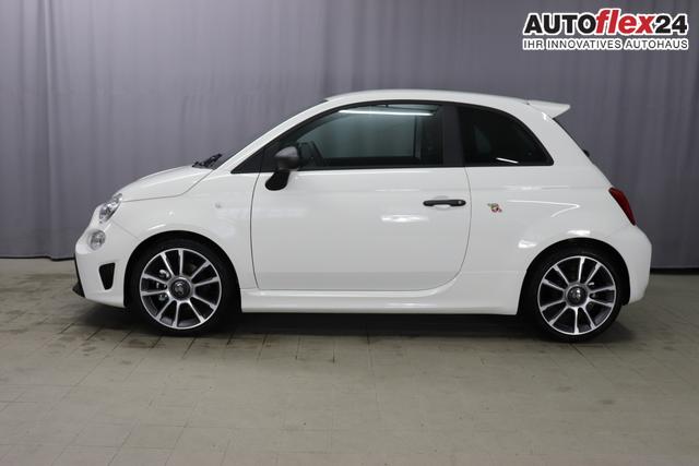 595 & 695 MY23 595 1.4 T-Jet 121 kW (165 PS) MT 268 - Gara Weiß 557 - Integral-Sportsitze Leder Schwarz "3L3 Komfort-Paket: Bi-Xenon Scheinwerfer, Beats® Audio Soundsystem 3L4 Tech-Paket 5CA Gara Weiß 9SV, Gutschrift Mopar BMC Sportluftfilter und Tankdeckel aus Aluminium A67 Linea Turismo"