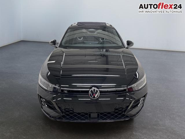 Vorlauffahrzeuge Volkswagen Passat Variant - R-Line 2.0 TDI SCR 4Motion 193PS/142kW DSG7 2026 |  AHK  PANO  Black Style  19" Schwarz LM  NAVI  RFK  TravelAssist