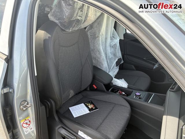 Volkswagen Tiguan LIFE 1.5 eTSI 150PS/110kW DSG7 2026 +ACC +Lane Assist +Blind Spot +ParkAssist +RFK +KESSY +LightAssist +el. Heckklappe +AHK +SHZ +LenkradHZ +3Z Klima +12,9" Navi +CarPlay +Digital Cockpit 