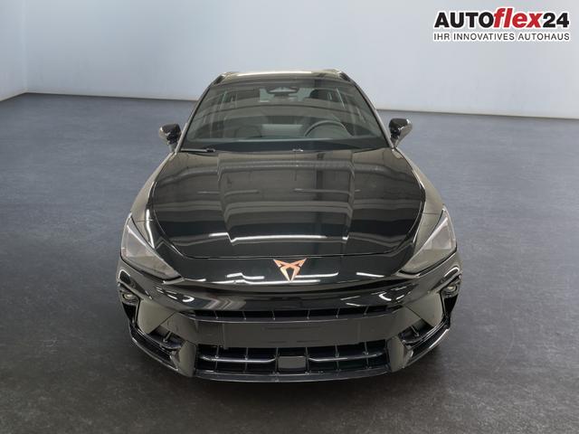 Vorlauffahrzeuge Cupra Leon Sportstourer - 2.0 TSI 204PS/150kW 4x4 DSG7 2026 |  AHK  RFK  El.Hecklappe  CUPRA HD Matrix  NAVI  5J Erw. Garantie