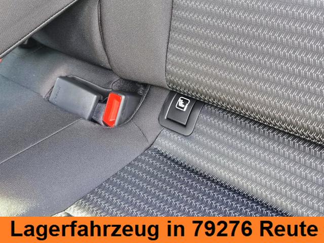 KIA Ceed Sportswagon Kombi Weiß bei Birkle Mobile in 79276 Reute