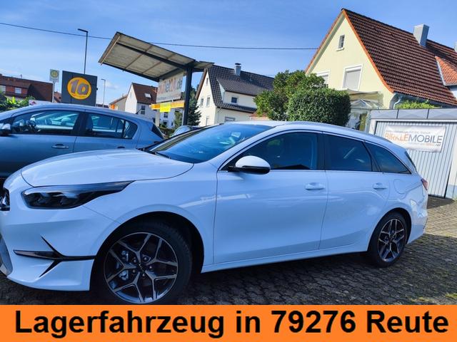 KIA Ceed Sportswagon Kombi Weiß bei Birkle Mobile in 79276 Reute