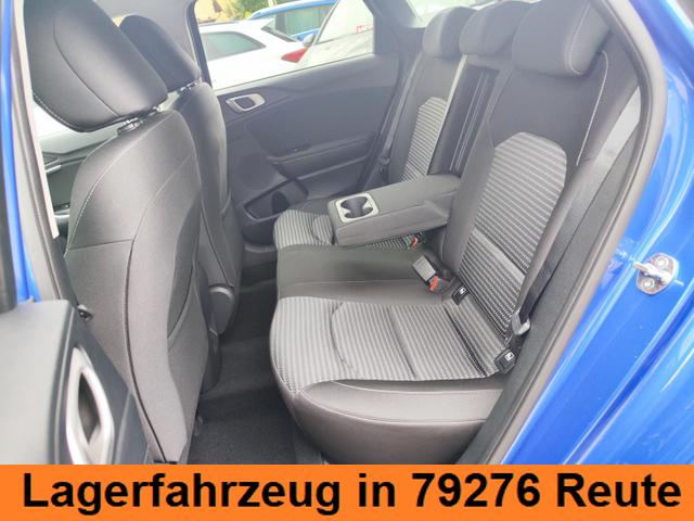 Kia Ceed Sportswagon TOP SW/Kombi 140PS LED Scheinwerfer Navi Einparkhilfe hinten vorne Rückfahrkamera Sitzheizung Lenkradheizung 17" Alufelgen Klimaautomatik getönte Scheiben Apple CarPlay Android Auto 7 Jahre Garantie bis 150.000Km 