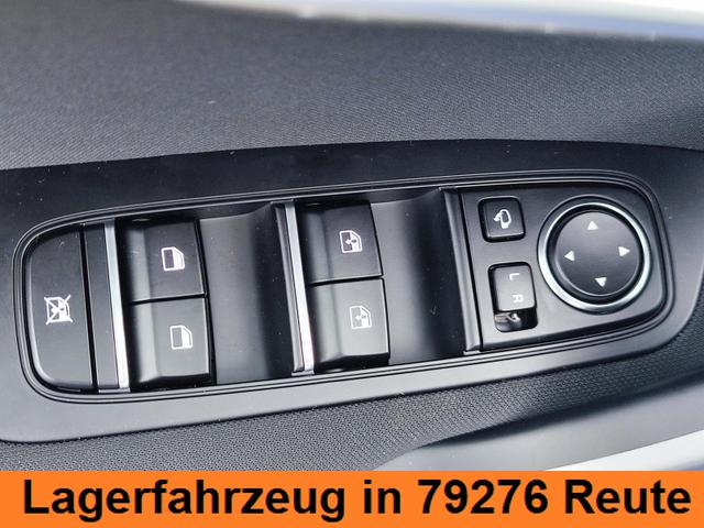Kia Ceed Sportswagon TOP SW/Kombi 140PS LED Scheinwerfer Navi Einparkhilfe hinten vorne Rückfahrkamera Sitzheizung Lenkradheizung 17" Alufelgen Klimaautomatik getönte Scheiben Apple CarPlay Android Auto 7 Jahre Garantie bis 150.000Km 