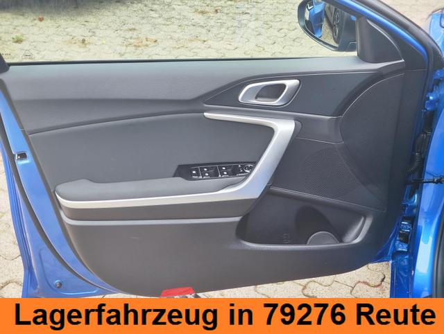 Kia Ceed Sportswagon TOP SW/Kombi 140PS LED Scheinwerfer Navi Einparkhilfe hinten vorne Rückfahrkamera Sitzheizung Lenkradheizung 17" Alufelgen Klimaautomatik getönte Scheiben Apple CarPlay Android Auto 7 Jahre Garantie bis 150.000Km 