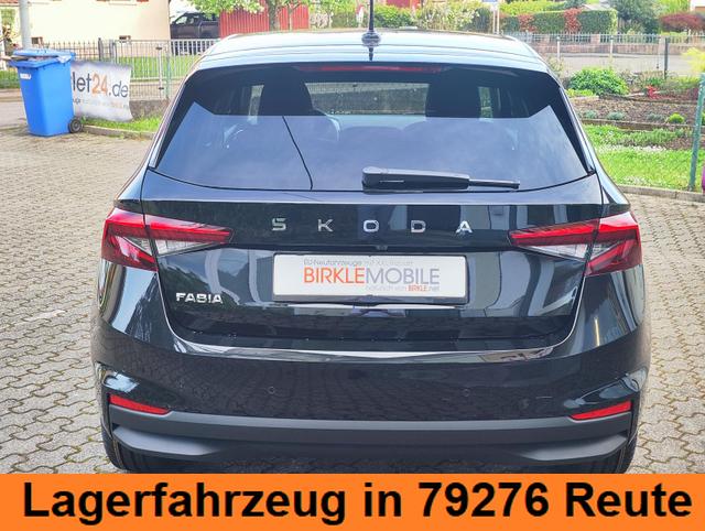 Skoda Fabia 130 Jahre Premium 85KW/116PS DSG-Automatik Einparkhilfe v+h Rückfahrkamera Totwinkel-Assistent Alufelgen 16" Sitzheizung Garantie 5 bis 100.000Km doppelter Ladeboden Klimaautomatik virtuelles Tacho 10" 