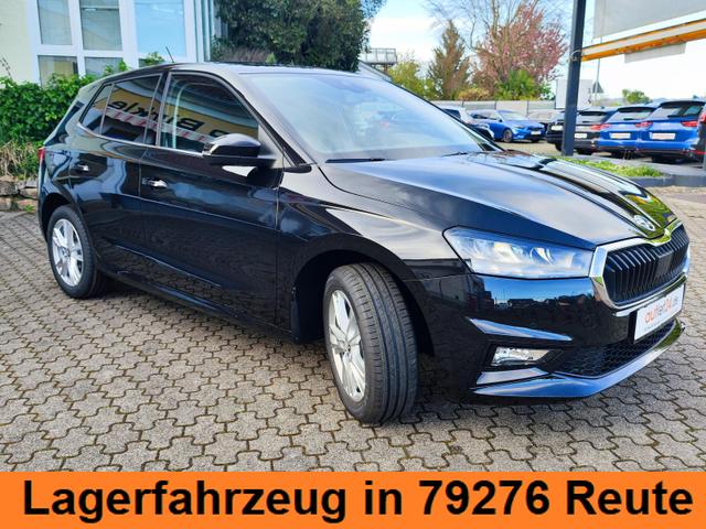 Skoda Fabia 130 Jahre Premium 85KW/116PS DSG-Automatik Einparkhilfe v+h Rückfahrkamera Totwinkel-Assistent Alufelgen 16" Sitzheizung Garantie 5 bis 100.000Km doppelter Ladeboden Klimaautomatik virtuelles Tacho 10" 