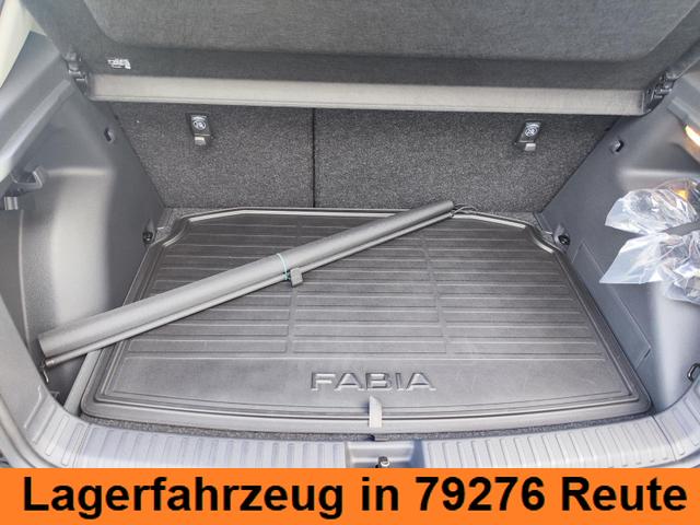 Skoda Fabia 130 Jahre Premium 85KW/116PS DSG-Automatik Einparkhilfe v+h Rückfahrkamera Totwinkel-Assistent Alufelgen 16" Sitzheizung Garantie 5 bis 100.000Km doppelter Ladeboden Klimaautomatik virtuelles Tacho 10" 