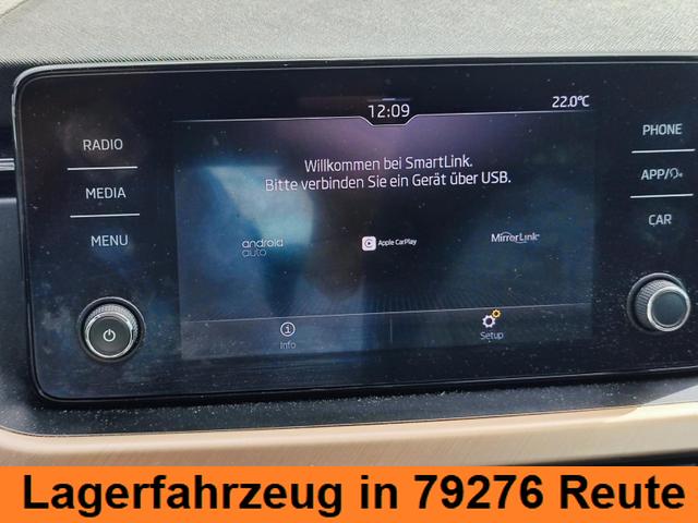 Skoda Kamiq 150PS DSG-Automatik Anhängerkupplung abnehmbar Tempomat Sitzheizung Klimaautomatik-2-Zonen Einparkhilfe hinten Bluetooth Freisprechanlage Android Auto & Apple CarPlay Multifunktions-Lederlenkrad 